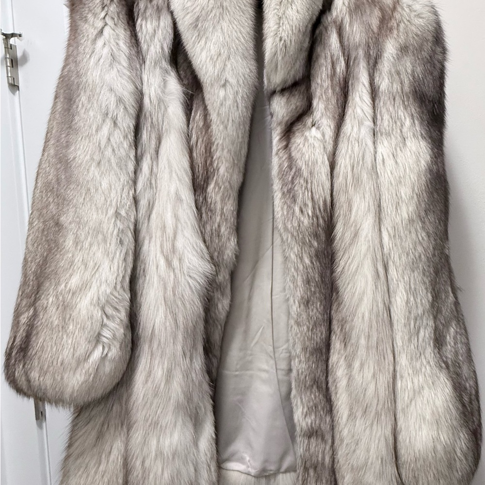 Elegant Gray Fur Coat